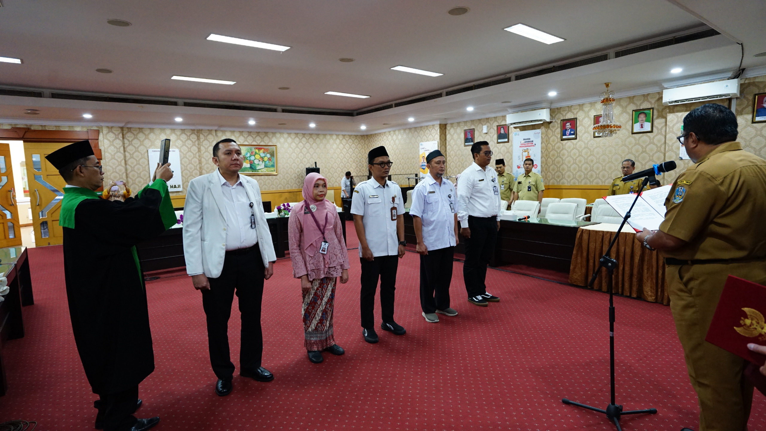 DIREKTUR RSUD HAJI MELANTIK 5 ORANG PEJABAT FUNGSIONAL