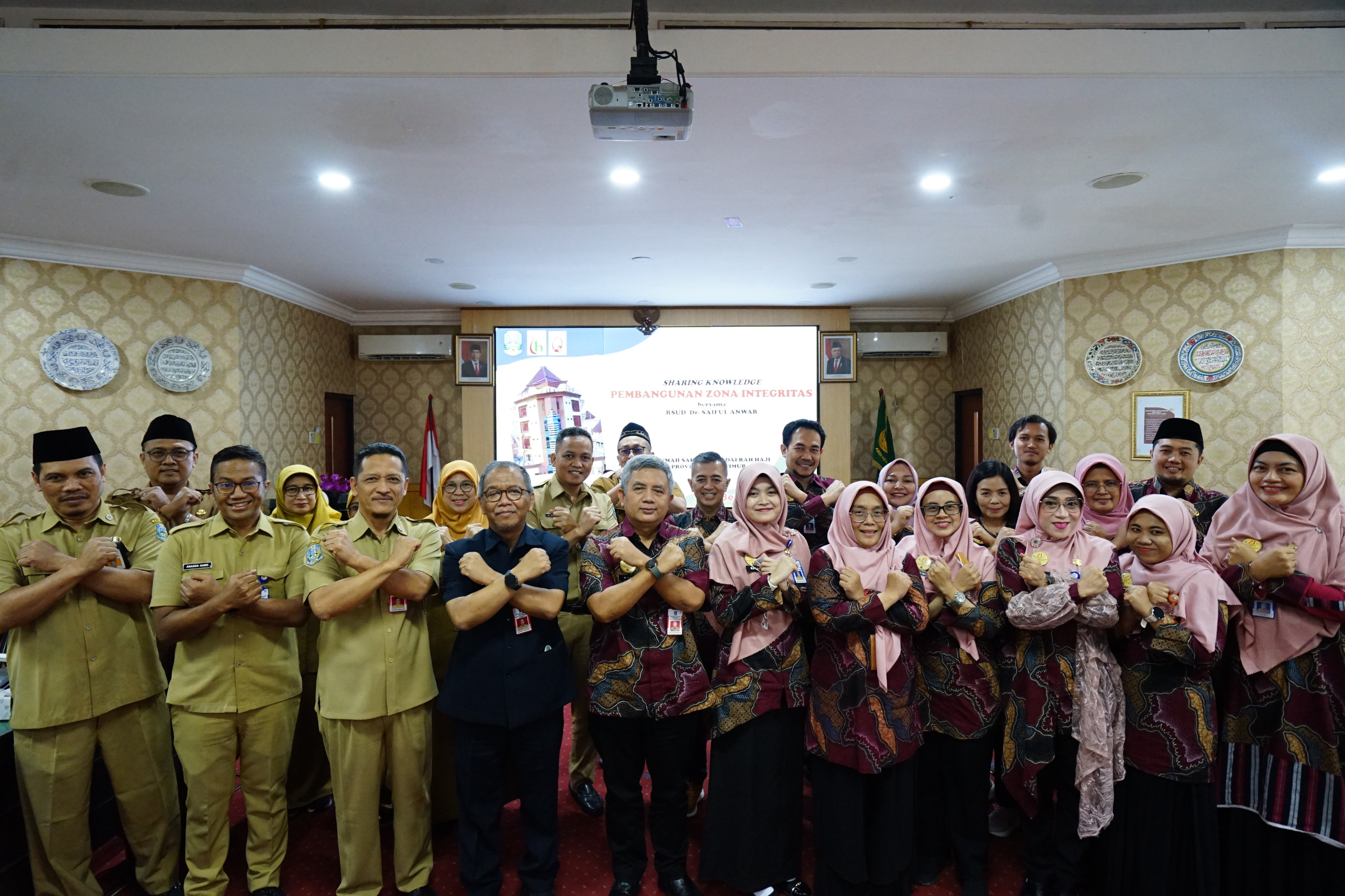 RSUD Haji Jatim dan RSUD Dr.Saiful Anwar Sharing Knowledge Pembangunan Zona Integritas