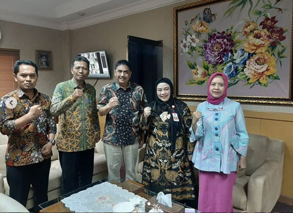 Penandatanganan Keputusan Bersama Antara RSU Haji Surabaya dengan Fakultas Kedokteran Universitas Muhammadiyah Malang dan RSUD Dr. Slamet Martodirjo Pamekasan