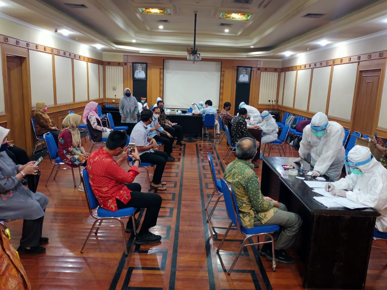 Partisipasi Tim Kesehatan Rumah Sakit Umum Haji Surabaya Pada Rapid Test Karyawan  diLingkungan Badan Perencanaan Pembangunan Daerah/ BAPEDA Pemerintah Propinsi Jawa Timur  Tanggal 18 Juni 2020