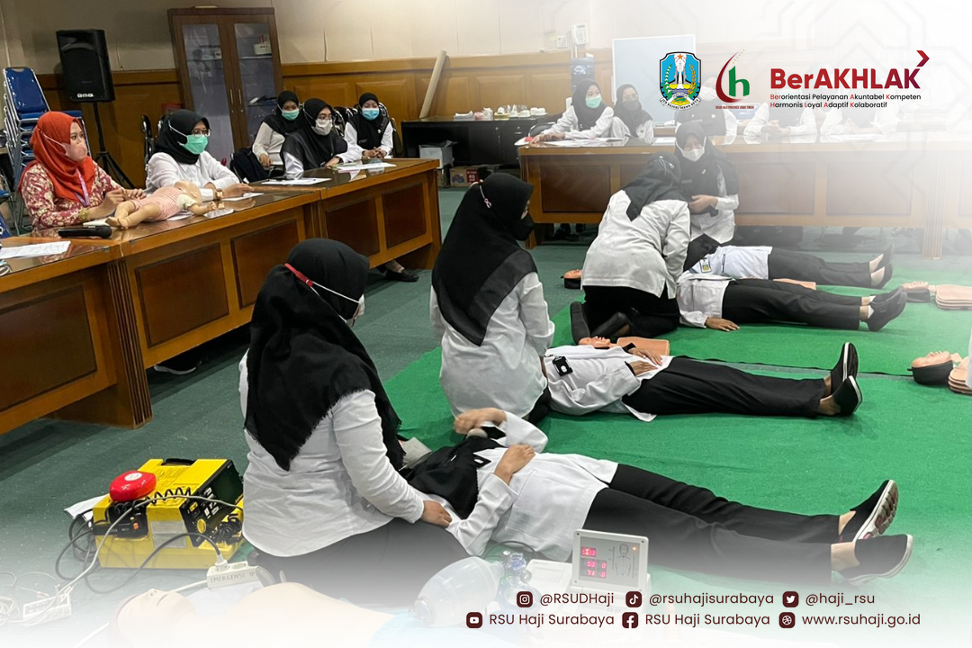PELATIHAN RESUSITASI JANTUNG DAN PARU bagi CPNS / PEGAWAI BARU DI RSUD HAJI PROV JATIM